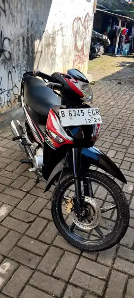 Dijual supra x 125 CW
