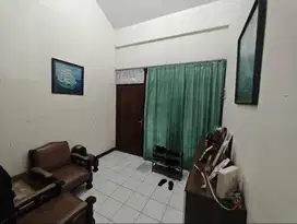 Taman Kopo Indah 1 Dijual Rumah Bagus Lingkungan Nyaman dan Aman