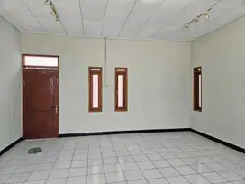 Dijual Rumah Siap Huni di Taman Kopo Indah TKI 2