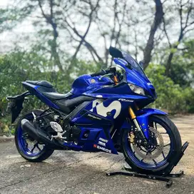 YAMAHA NEW R25 V2 BIRU 2018 KM 13K PAJAK PANJANG SUPERB
