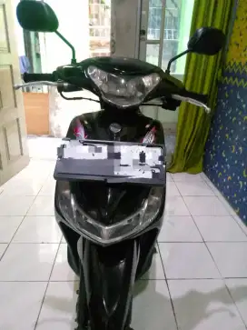 Jual motor Mio THN 2011 harga 4.750000 nego alus