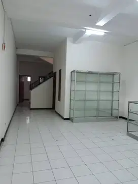 Taman Holis Indah Ruko Strategis 2 Lantai Siap Pakai
