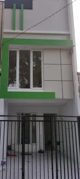 DIJUAL RUMAH MURAH SIAP HUNI KELAPA GADING