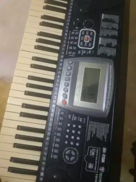 Key board techno T9700