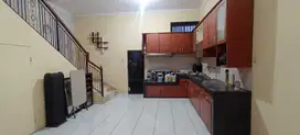 Disewakan Ruko 3 Lantai Siap Pakai di Taman Kopo Indah 2