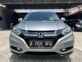 HRV E CVT Automatic 2016 pajak panjang