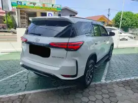 Fortuner D 4x4 termurah