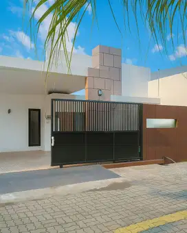 Rumah Wiguna Timur Strategis • Siap Huni • Carport Taman Depan • Taman