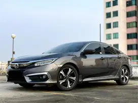 GRAB IT FAST! HONDA CIVIC 1.5 TURBO ES CVT 2018