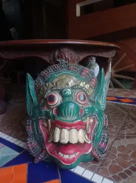 TOPENG LEAK BALI