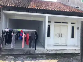 Di sewakan/di kontrakan 1 unit rumah di jl.pembangunan