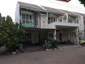 Rumah Murah Dua Lantai di Perum Gresik Kota Baru Manyar
