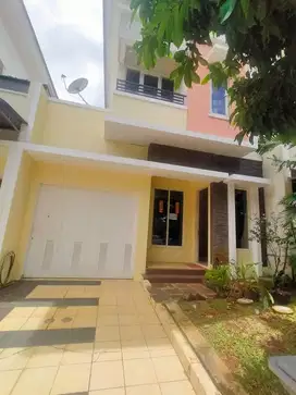 DISEWA RUMAH 2 LANTAI 7x20 FULL FURNISH GADING SERPONG