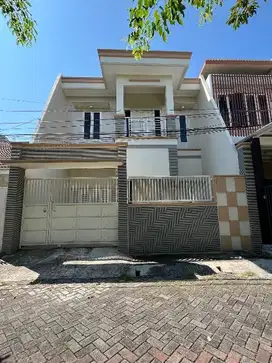 Rumah Sutorejo Selatan