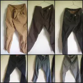 Celana Jeans dan Kain