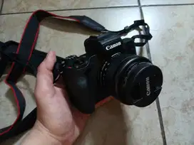 CANON EOS M50 (BARU PAKAI 2 BULAN, MASIH GARANSI)