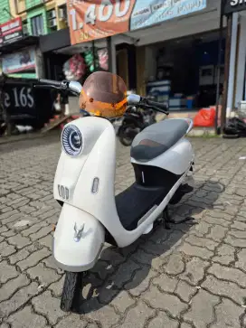 U-Winfly sepeda listrik cakep