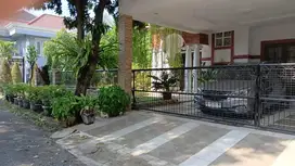 Rumah Bagus siap huni Hoek di The Royal Residence Cakung Jakarta