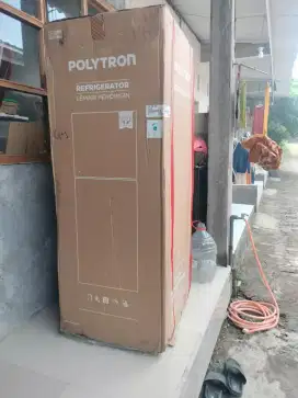 Kulkas Polytron 2 pintu Baru