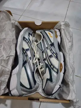 SEPATU ASICS NYC 2055 ORIGINAL SIZE 44