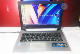 Laptop Asus Slim Core i5 Dual VGA NVdia Nyala Cas