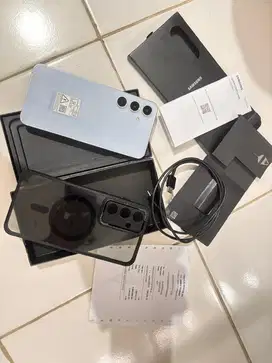 Samsung S24 FE ram 8/128 garansi on 10 maret 2025