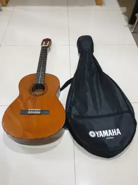Gitar Yamaha CS-40