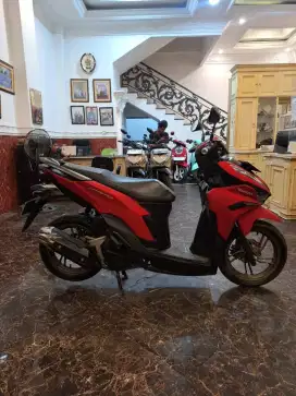 DP 1,5 JT VARIO 125 KEYLES 2025 MOTOR GRES KAYA BARU KM RENDAH