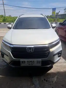 Honda BRV E 2024 / 2023 manual low km putih mobilio garansi kredit