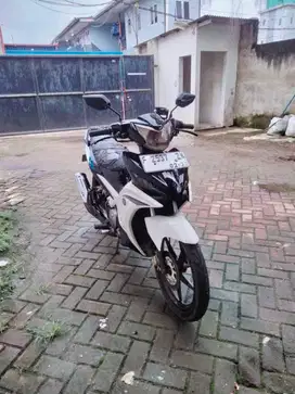 Yamaha jupiter mx new 2012 plat F