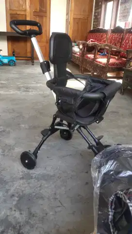 Stroller Exotic Hitam