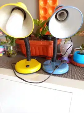 Lampu Belajar 2 unit