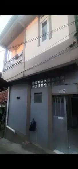 Jual cepat rumah 2 lantai sertifikat hak milik