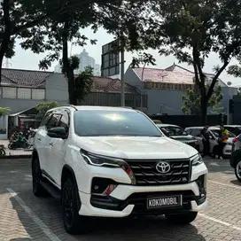 TOYOTA FORTUNER VRZ GR 2.8 1GD DIESEL AT 2022
