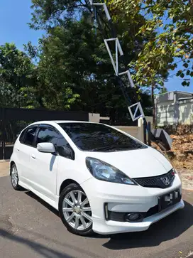 JAZZ RS MMC AT 2013 KILOMETER 89 RIBUAN