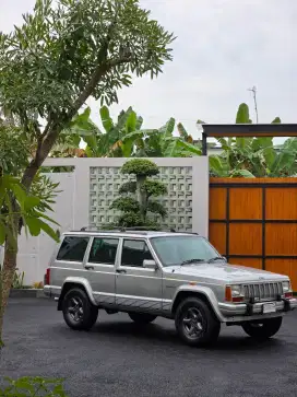 Jeep Cherokee XJ 2.5L manual 2000 ( NA2NK MOTOR )