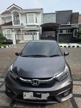 New Honda Brio 1.2 E Cvt Greymica 2022
low kilometer Plat W tgn 1