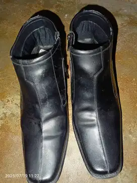 Bally pantofel kulit asli original ukuran 42