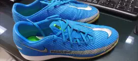Sepatu futsal nike phantom GT academy size 44