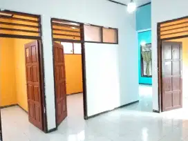 Disewakan Rumah Tinggal,dekat stasiun wates,alun2 wates,padat penduduk