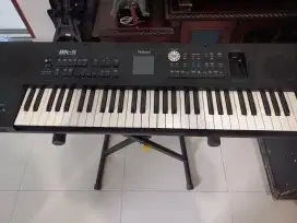 Dijual Keyboard Merk Roland BK-5