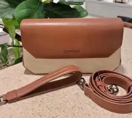 Pedro sling bag brown