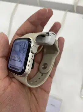Watch SE 40 MM sport band
