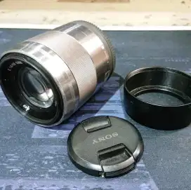 Lensa Fix Sony f1.8 50mm OSS