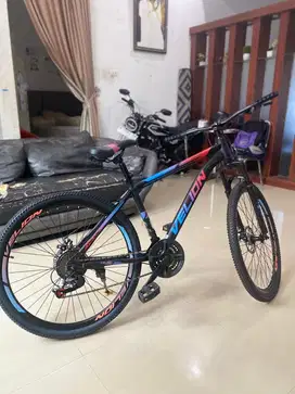 Sepeda gunung MTB Velion 713