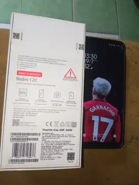 Di jual hp xiaomi redmi 12C 4/64GB