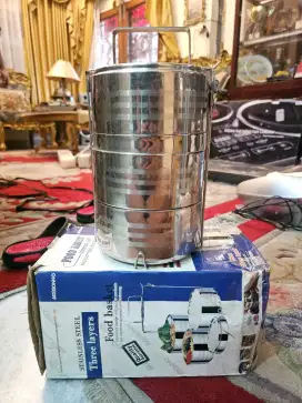 Rantang stainless 4 tingkat
