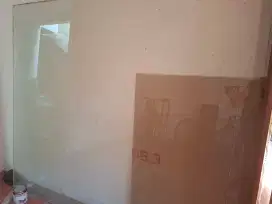 Kaca Bekas Jendela