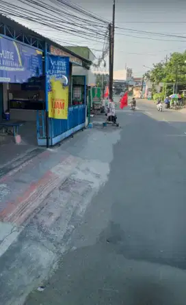 Rumah / kios tempat usaha pinggir jln raya menoreh sampangan