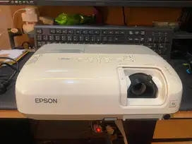 Projektor proyektor infocus EPSON infokus